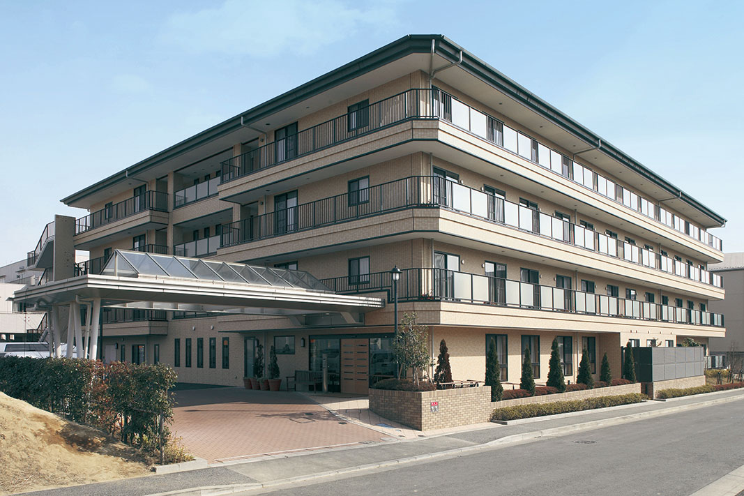 ニチイホームはるひ野Ⅱ番館の外観