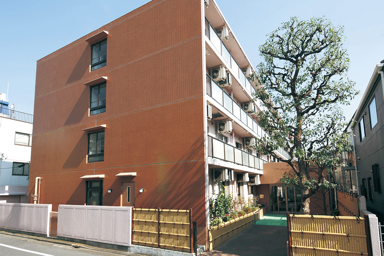 ニチイホーム下丸子の外観